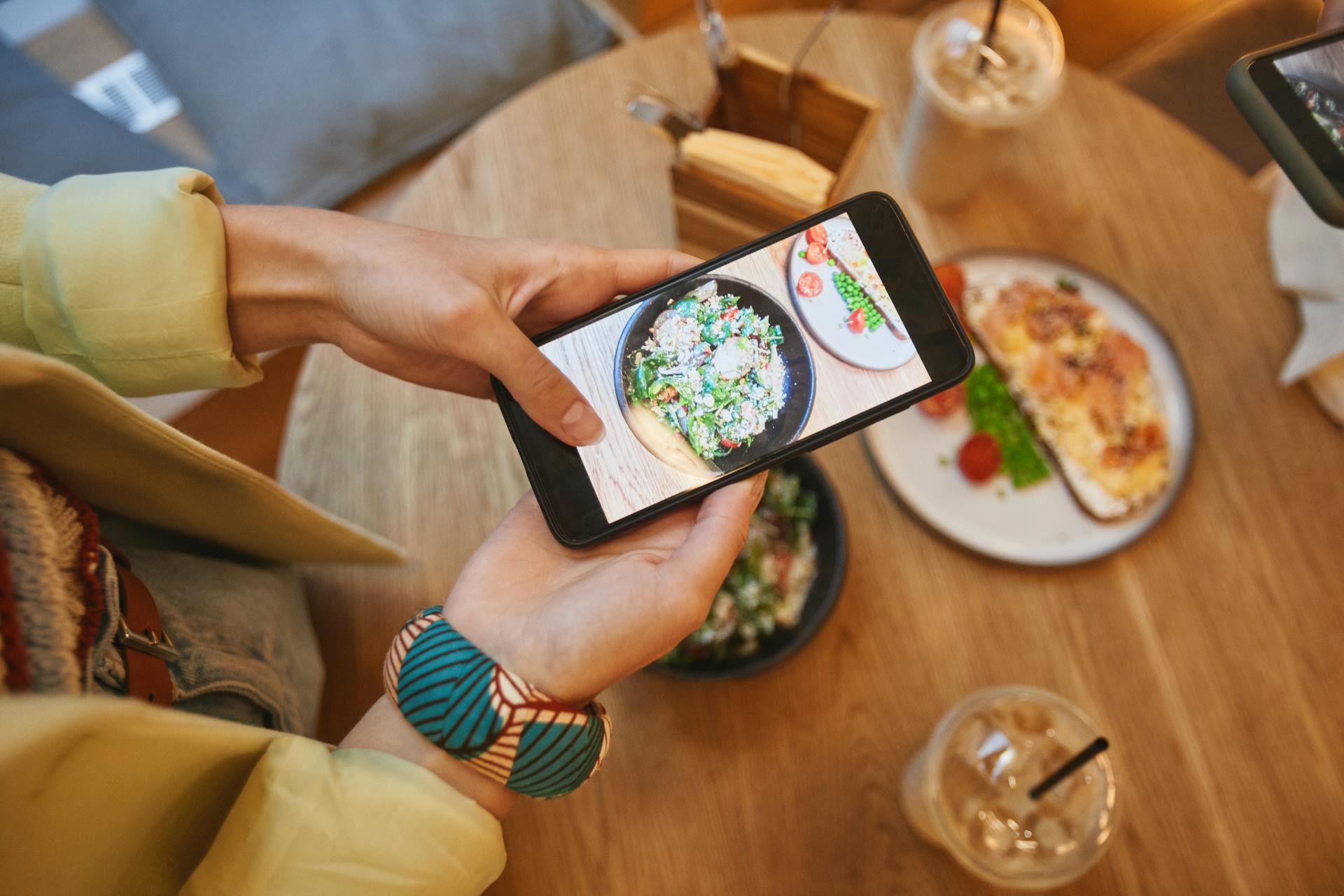Aprende a usar el marketing de influencers para restaurantes