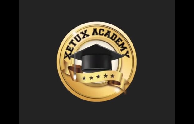 ¿Cómo capacitar el personal de tu restaurante? Conoce la Academia Xetux