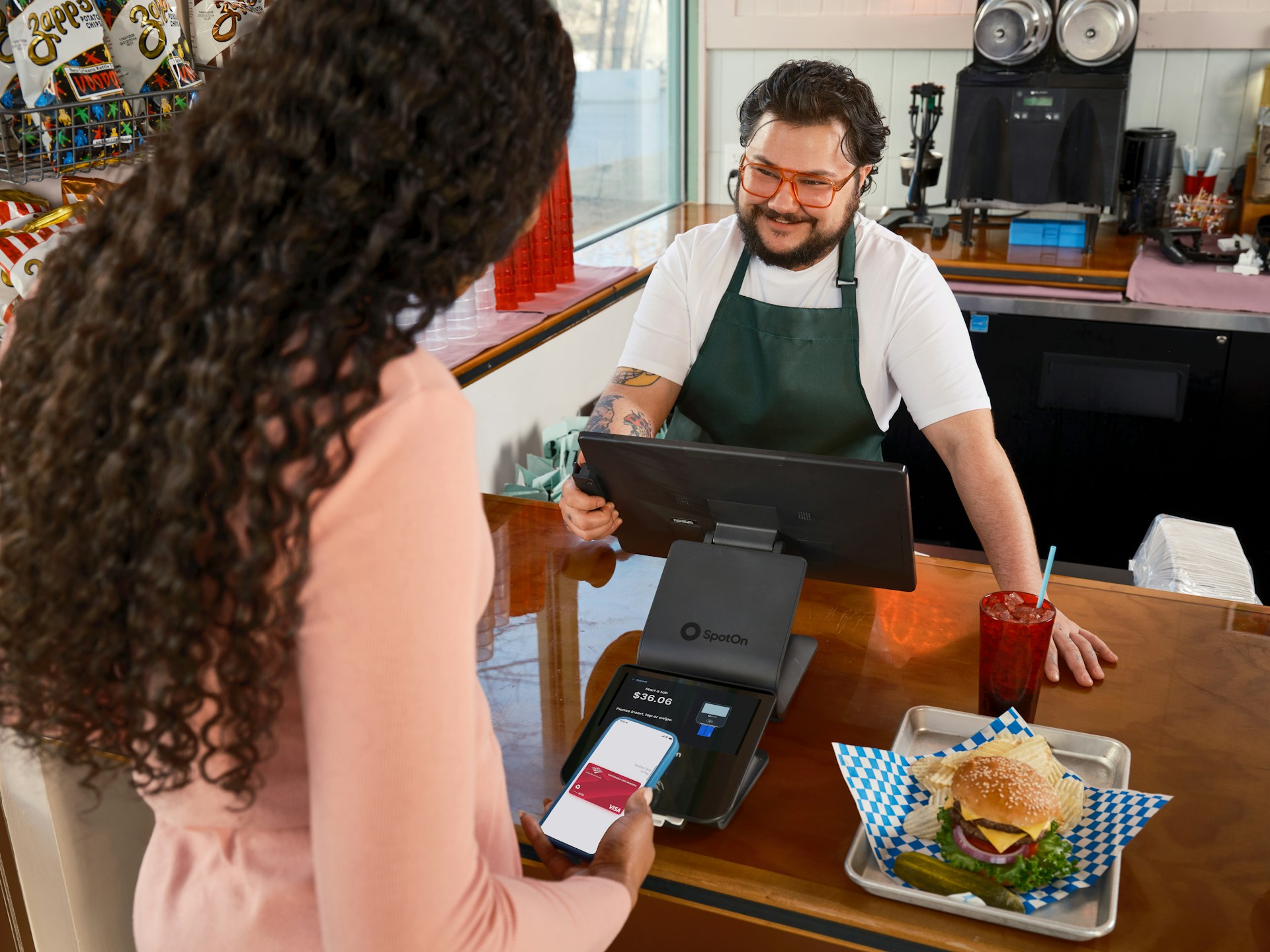 Checklist: Cómo elegir el mejor sistema POS para restaurantes en 2026